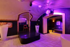 ️ Red Light District Budapest - the best selection 【2023】