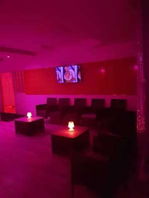 Amphibi (Paris, France)