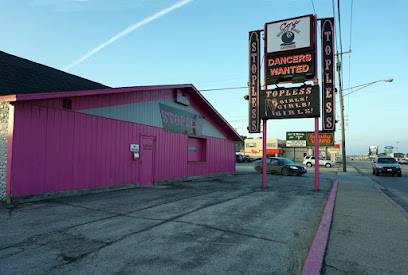 Coz's Eight Ball Lounge (Cadillac, United States)