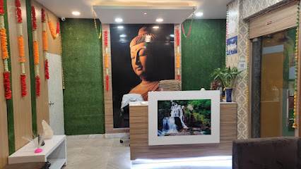 Crown Salon & Spa (Delhi, India)