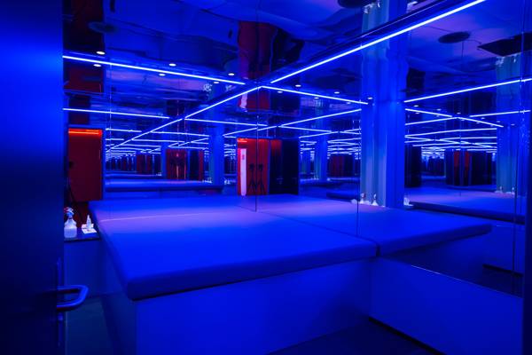 Cruising World (Basel, Switzerland)