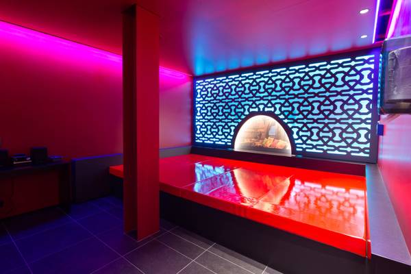 Cruising World (Basel, Switzerland)