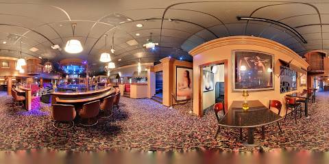 Dames N' Games Topless Sports Bar Los Angeles (Los Angeles, United States)