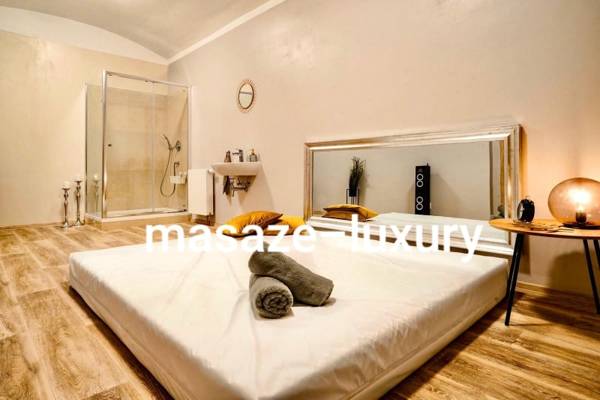 Erotické Masáže Praha - Luxury Grand (Prague, Czechia)
