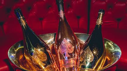 Haifischbar | Nightclub Stripclub Gentlemen's Club (Zurich, Switzerland)