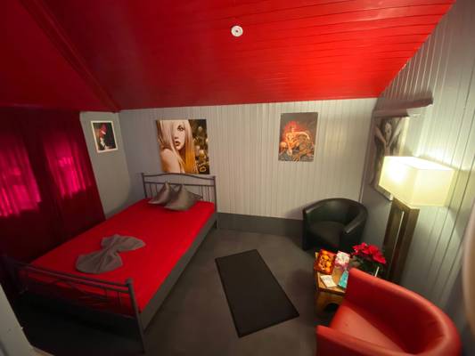 Happy Girls (Zurich, Switzerland)