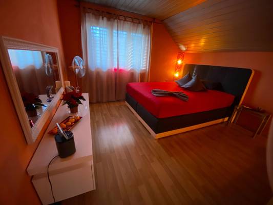 Happy Girls (Zurich, Switzerland)