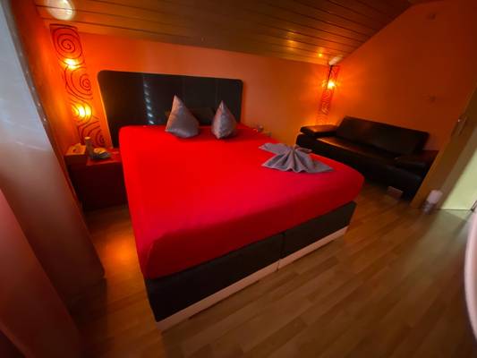 Happy Girls (Zurich, Switzerland)