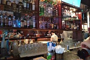 Kim's Tavern