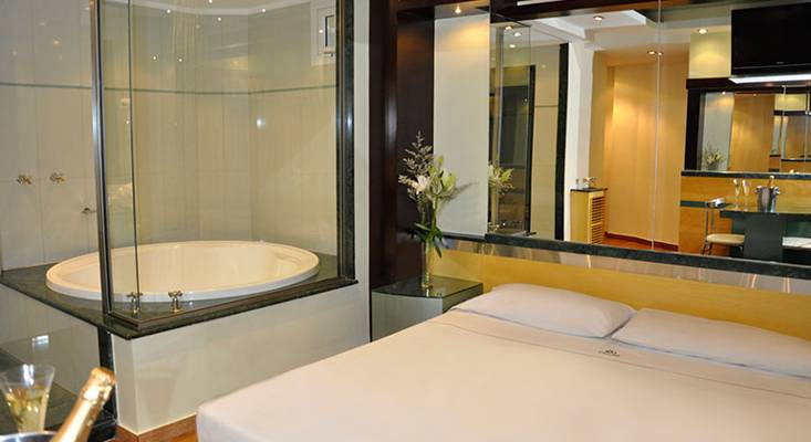 L' Hirondelle (Buenos Aires, Argentina)