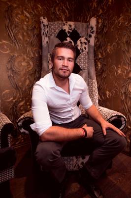 La Madame, Klub Jen Pro Ženy (Prague, Czechia)