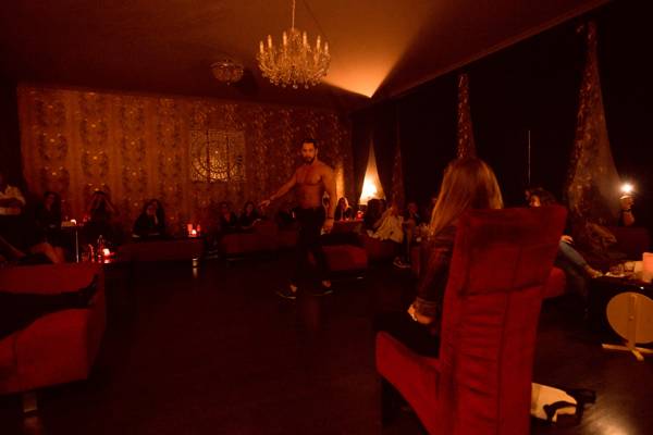 La Madame, Klub Jen Pro Ženy (Prague, Czechia)