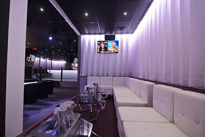 Mystique Stamford (Stamford, United States)