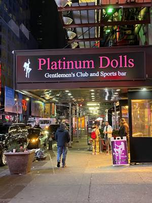 Platinum Dolls Gentlemen's Club & Sports Bar (New York, United States)