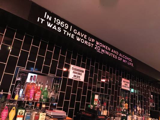 Rainbow Sports Bar (London, United Kingdom)