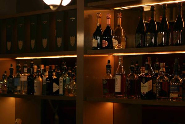 Red Lips Nachtclub, Bar Und Cabaret In Zürich (Zurich, Switzerland)