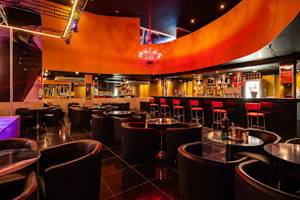 Roses Lounge