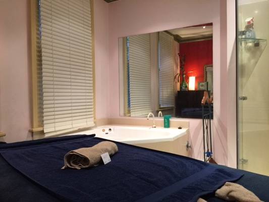 Sirs (Sydney, Australia)