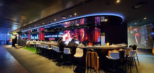 Skyl Lounge Bar & Cafe (Hanoi, Vietnam)