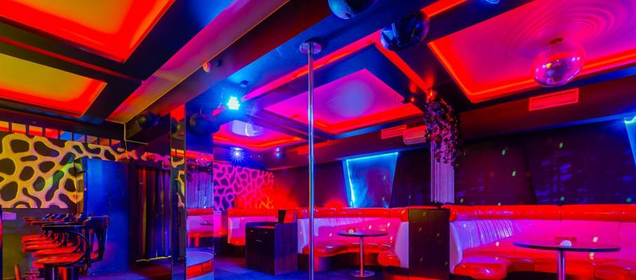 Striptiz-klub Klubnika V Donskom Rayone (Moscow, Russia)