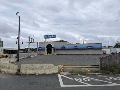 The Squire (Revere, United States)